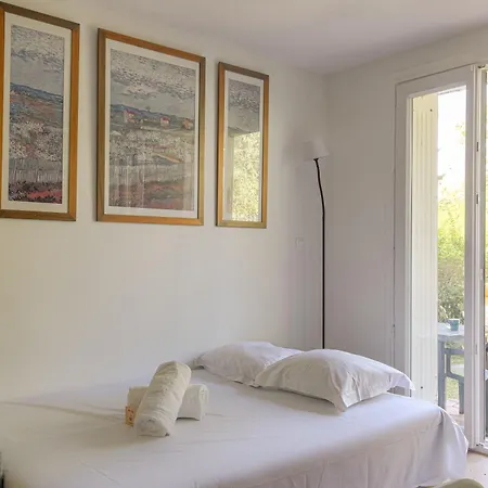 Joli Appartement A Caluire Avec Parking Et Jardin Extérieur photo